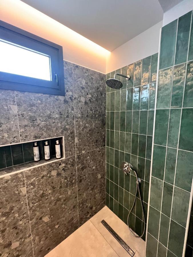 Cora May Central Villa With Private Pool 200M To The Beach Faliraki Bagian luar foto
