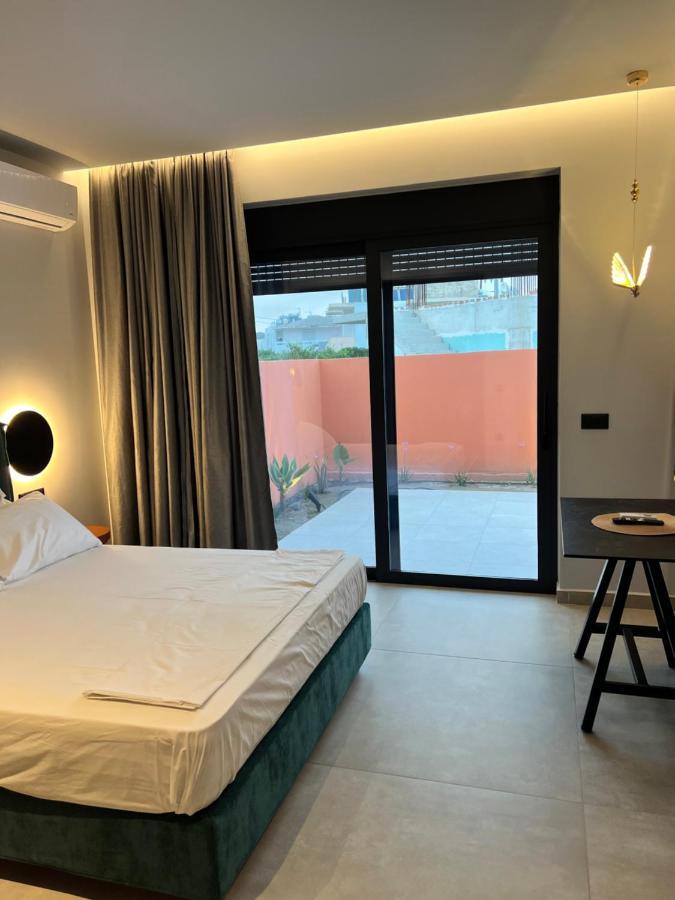 Cora May Central Villa With Private Pool 200M To The Beach Faliraki Bagian luar foto