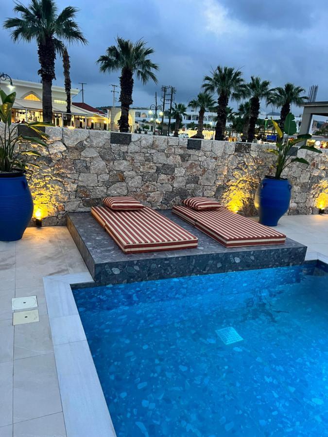 Cora May Central Villa With Private Pool 200M To The Beach Faliraki Bagian luar foto