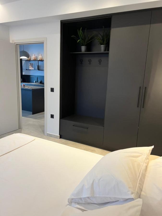 Cora May Central Villa With Private Pool 200M To The Beach Faliraki Bagian luar foto